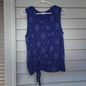 Size medium lucky brand top.